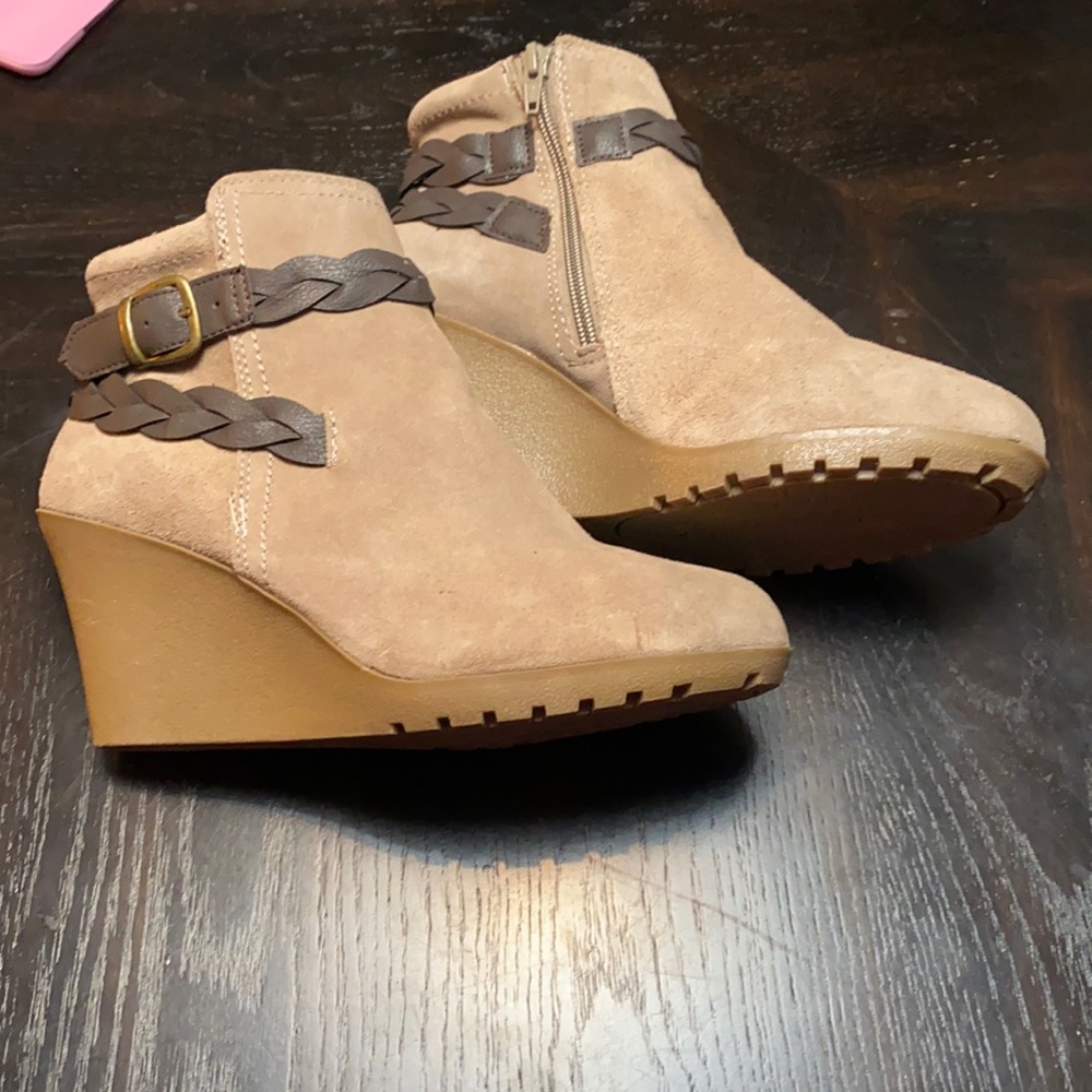 Tan leather/suede wedge boots size 9.5